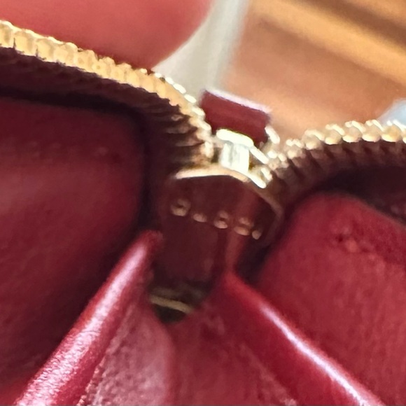 Gucci Guccissima micro GG Spur Belted Patent Leather Red Wallet W/ Satin Dustbag - Picture 6 of 16